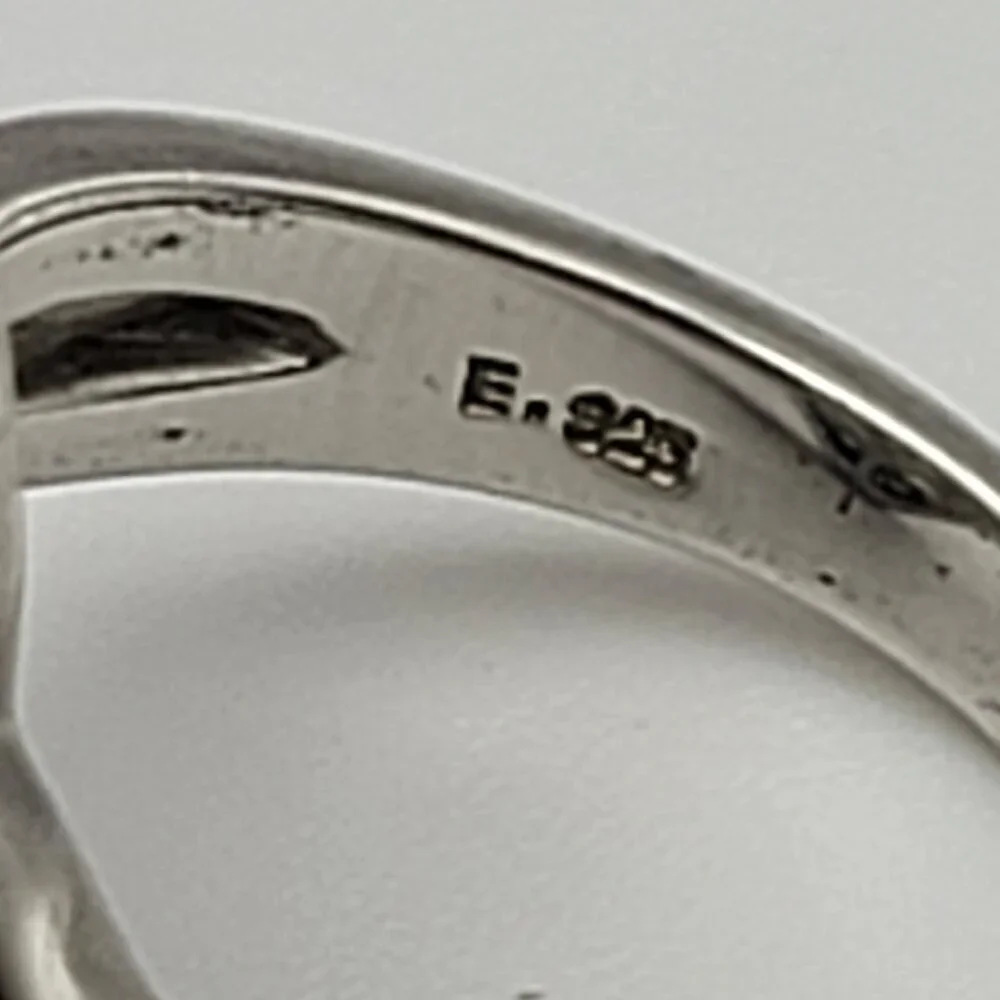 Vintage 925 Sterling Silver And Amethyst Cocktail Ring Size 8